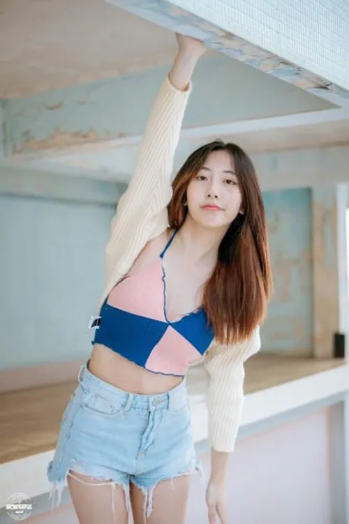395806d3-aa54-5b67-adfd-c7ee98f1a533.webp